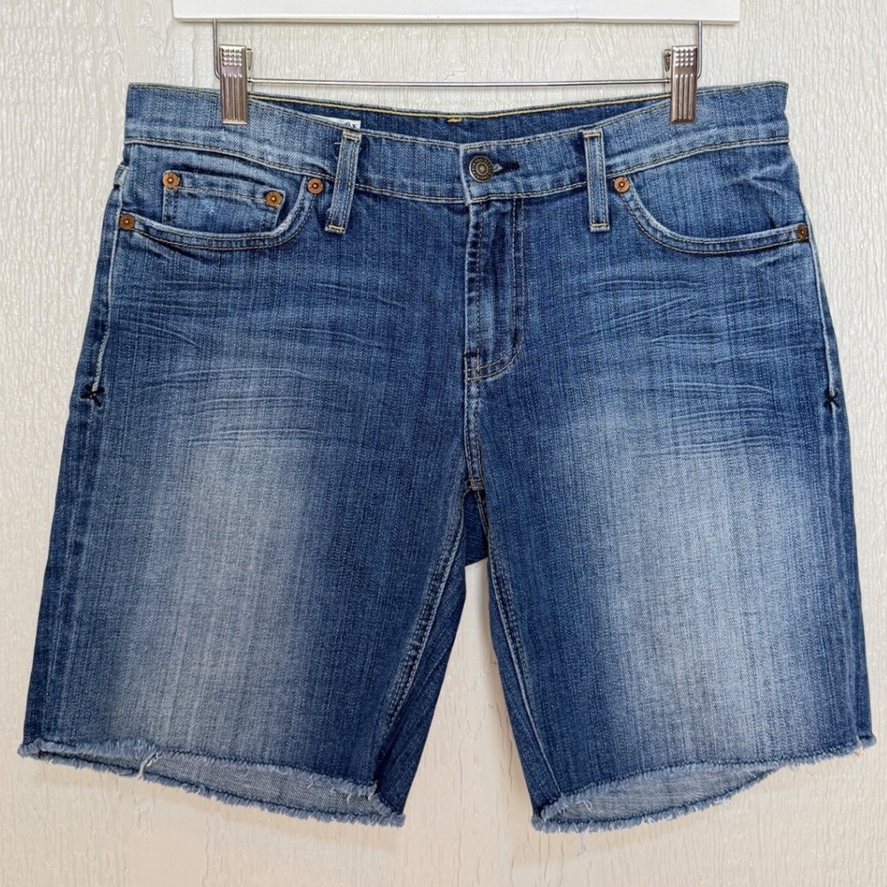 Red Engine Vintage Original Denim Shorts Medium Wash Raw Hem Size 29 Made in USA